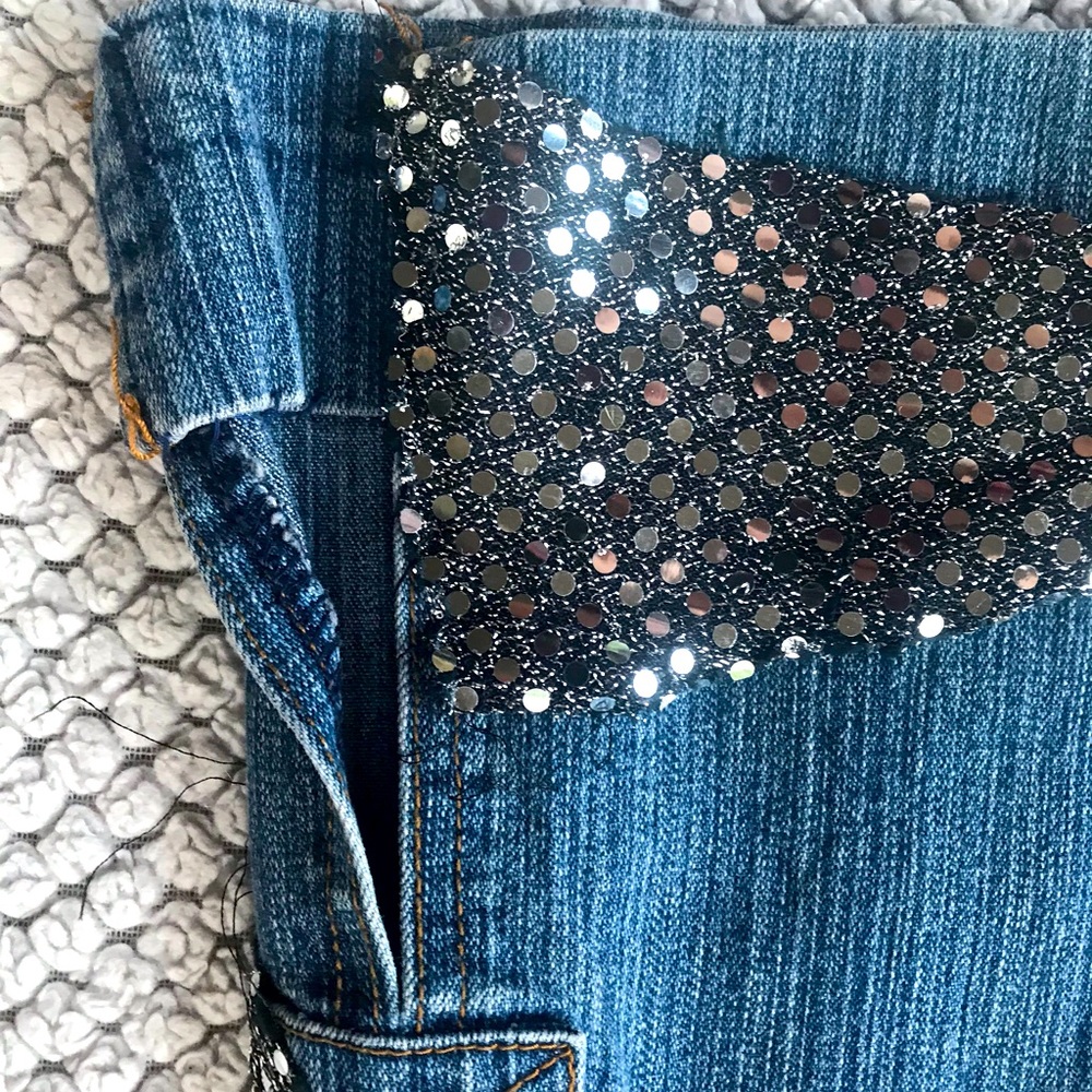 Bubble Gum Jeans - Picture 3 of 7